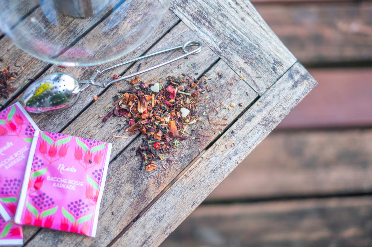 The', tisane e bon bons